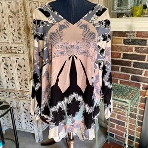 Free People Mixed Feelings Printed Tunic L NWOT